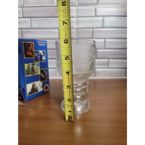 Glass Goblet - Clear - Picture 5 of 7